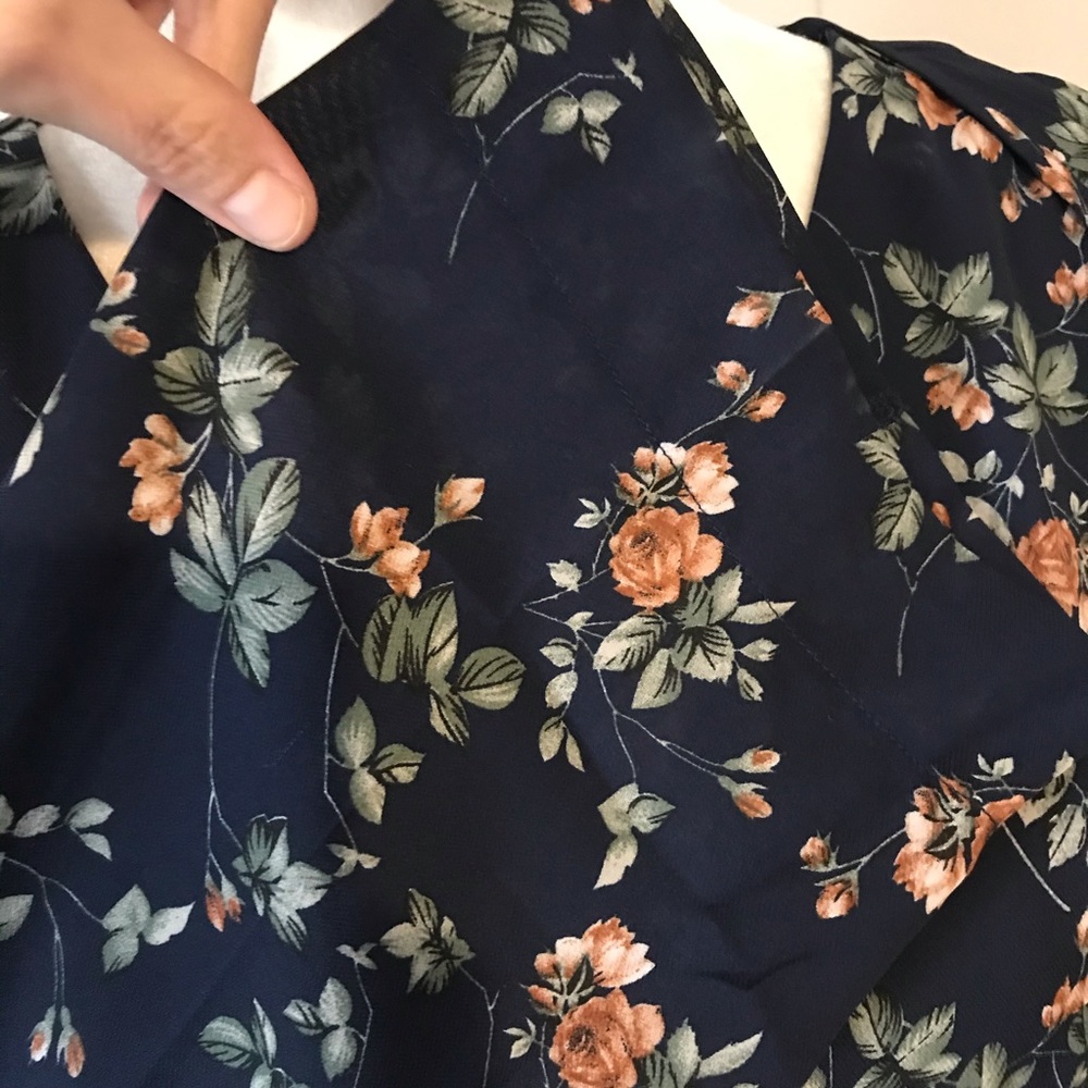Entro top size Large NWT - Picture 3 of 5